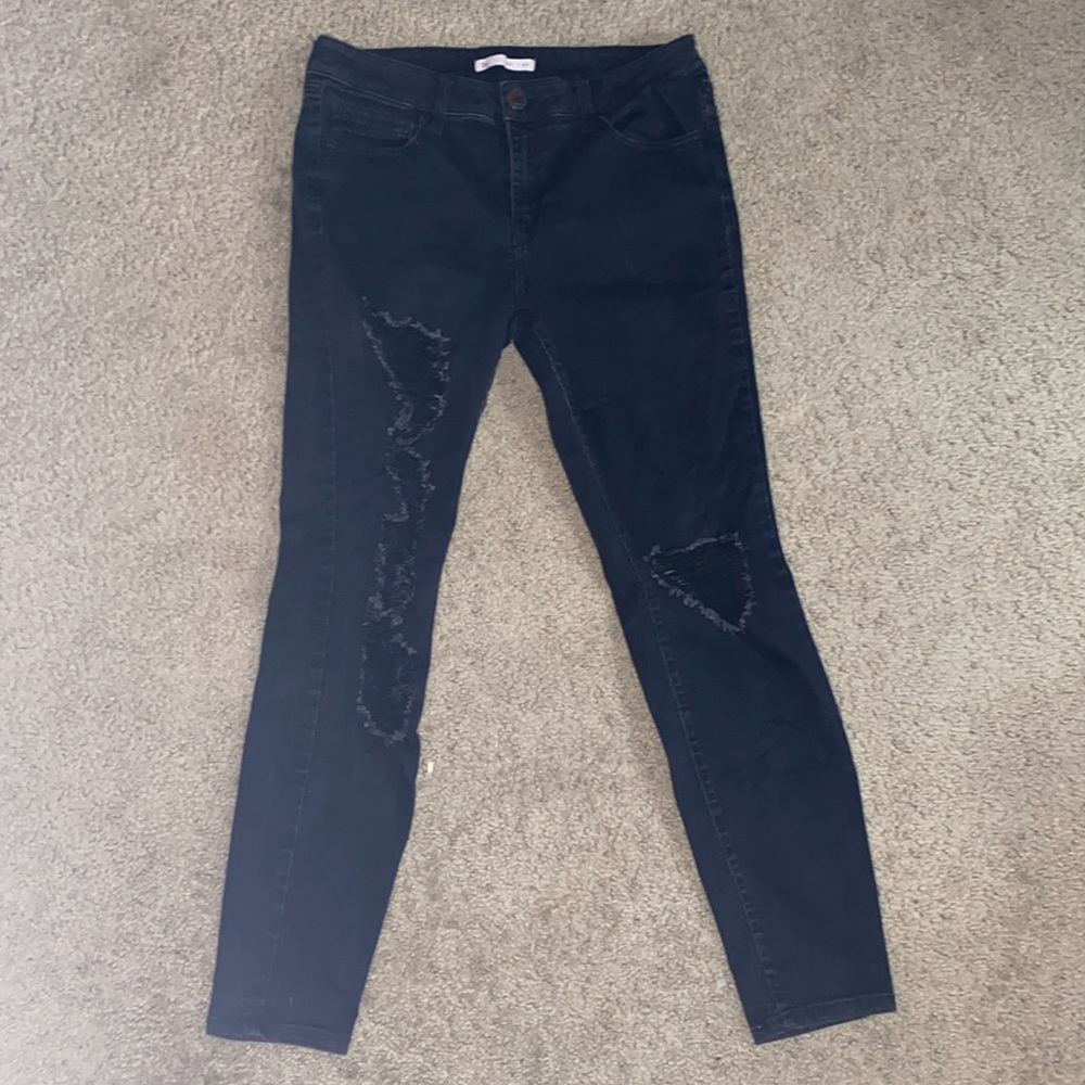 mis rise black ripped jeans